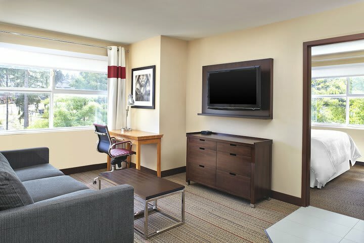 Hotel Coast Surrey Guilford
