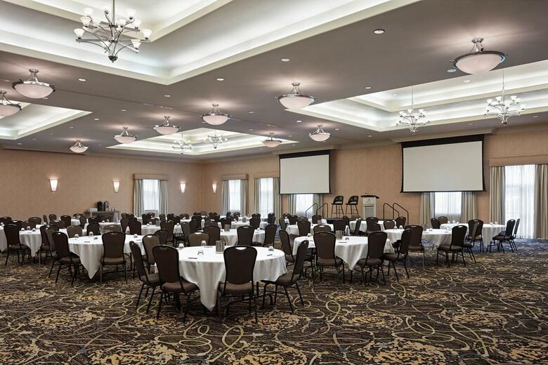 Hotel Delta Guelph