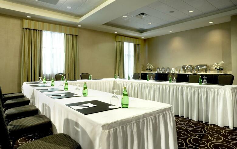 Hotel Delta Guelph