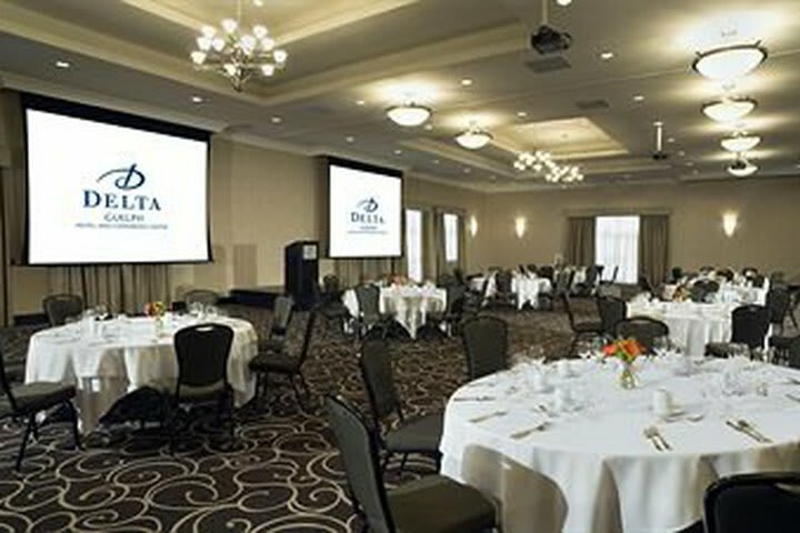 Hotel Delta Guelph