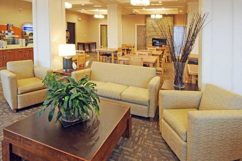 Holiday Inn Express Hotel & Suites Vaughan-southwest