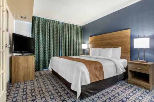 Hotel Quality Suites Whitby
