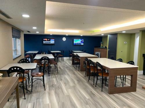 Hotel Quality Suites Whitby