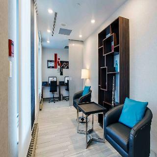 Hotel Quality Suites Montreal Aeroport