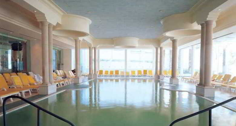 Le Meridien Dead Sea Hotel