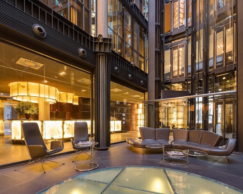 Hotel Urban