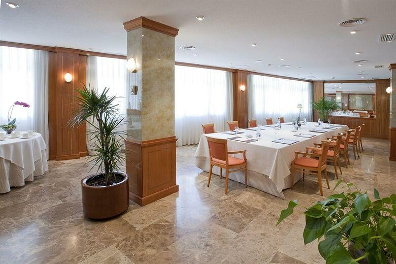 Hotel Vp Jard�n De Tres Cantos