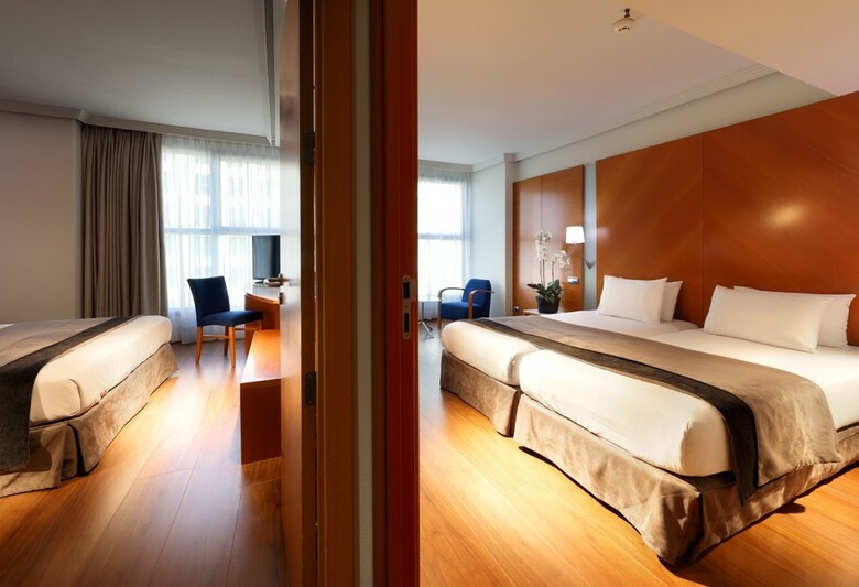 Hotel Exe Plaza