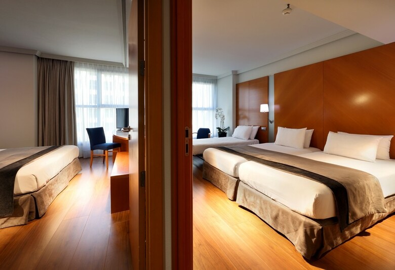Hotel Exe Plaza