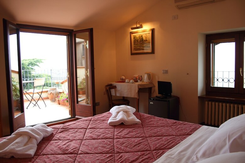 Primavera Mini Hotel