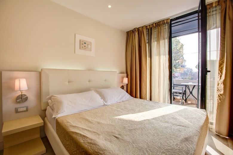 Hotel Ferretti Beach