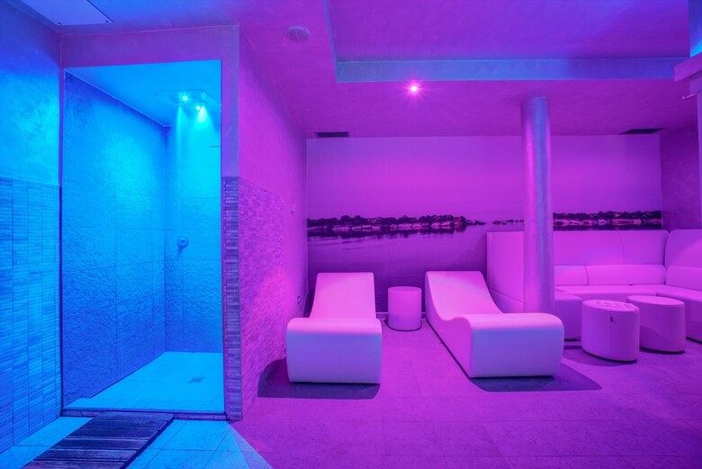 Hotel Ferretti Beach