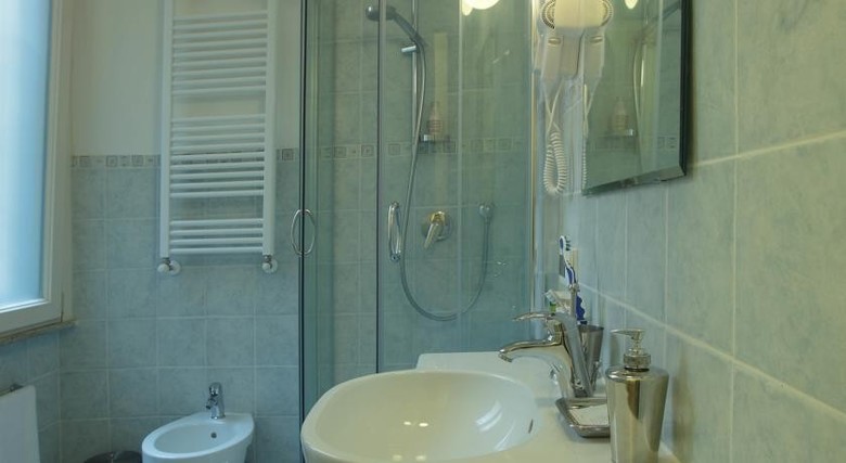 Hotel Rental In Rome 2000