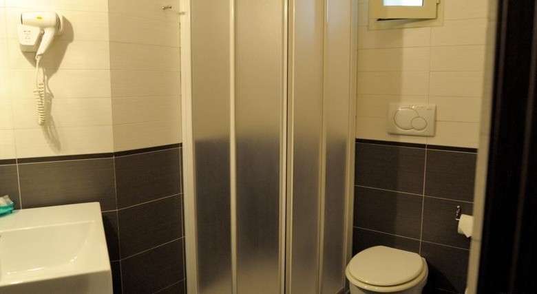 Hotel Rental In Rome 2000