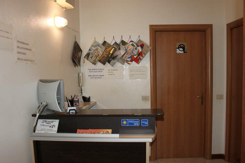 Hotel Merulana Star