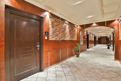 Apartamento Al Yamama Palace - Al Salam Branch
