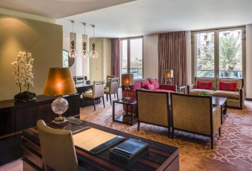 Hotel Al Faisaliah Suites