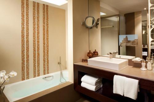 Hotel Al Faisaliah Suites