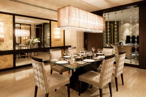 Hotel Al Faisaliah Suites