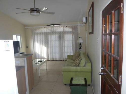 Salina Cerca Apartments