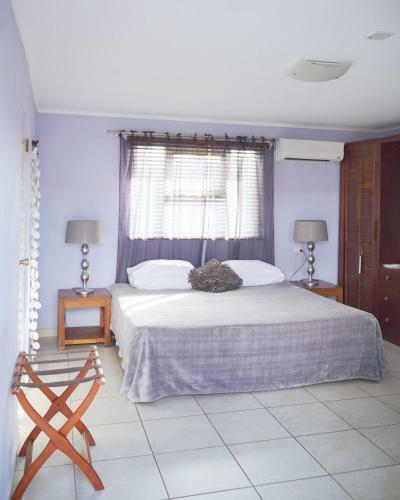 Arubiana Inn Hotel