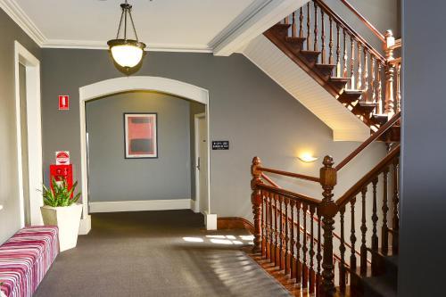 Pensione Hotel Sydney - By 8hotels