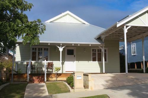 Centro Perth Short Stay