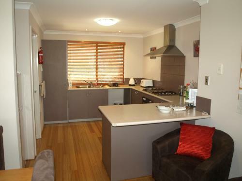 Baudins Of Busselton B&B