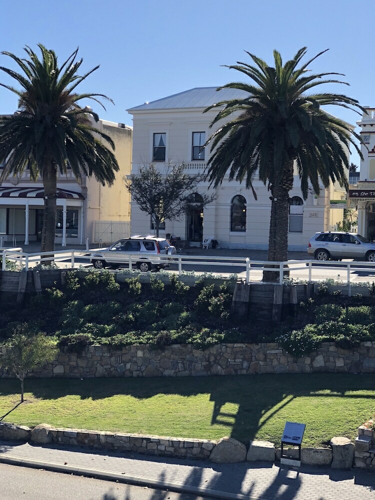 Bed & Breakfast Albany Foreshore Guest House