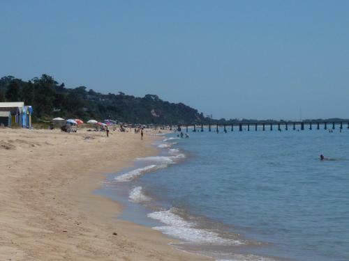 Aparthotel Dromana Beach Getaway Motel