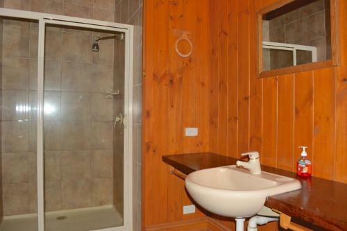 Snowdrop Lodge