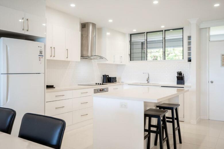 Fully Renovated Frangipani Beach Front Apartments