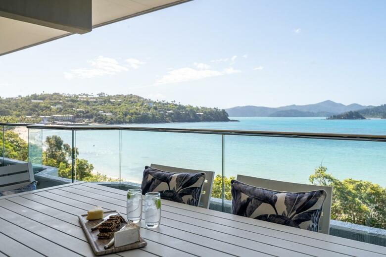 Fully Renovated Frangipani Beach Front Apartments