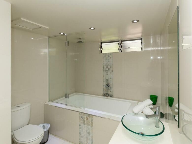 Fully Renovated Frangipani Beach Front Apartments