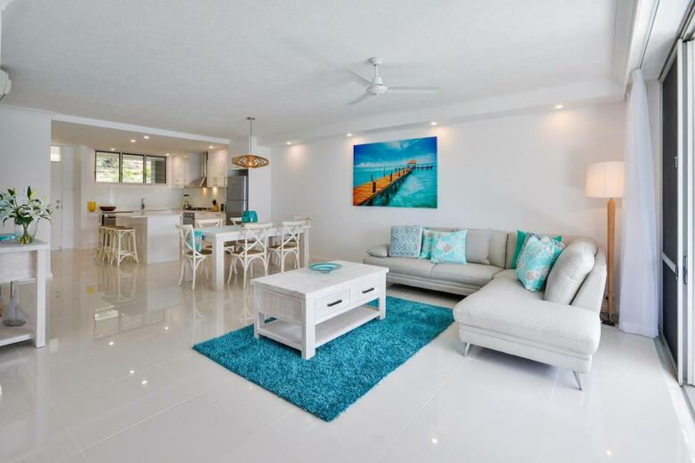 Fully Renovated Frangipani Beach Front Apartments