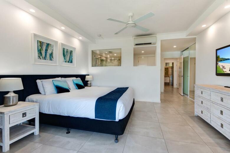 Fully Renovated Frangipani Beach Front Apartments