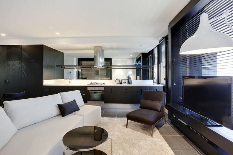 Corporate Keys - Lilli Apartments