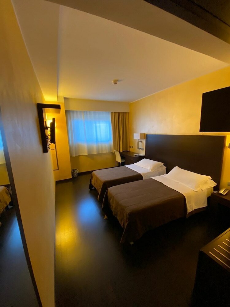 �hotel
