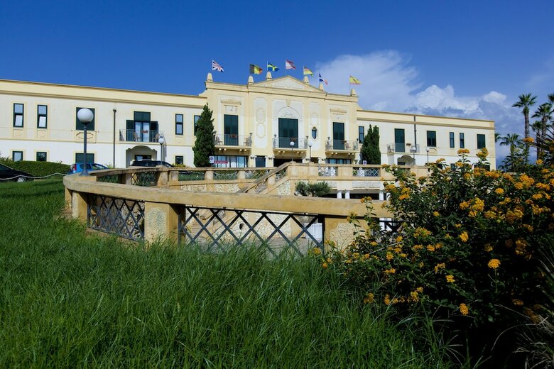 Hotel Delfino Beach