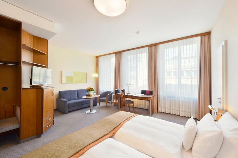 Hotel Gl�rnischhof