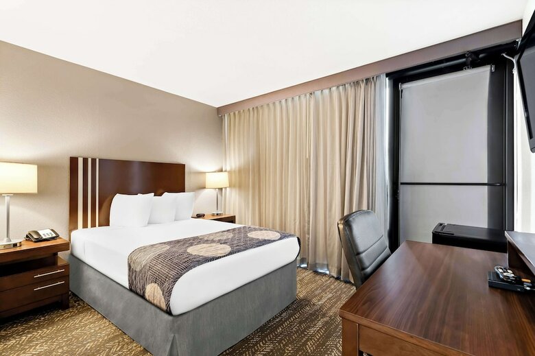 Best Western-yacht Harbor Hotel