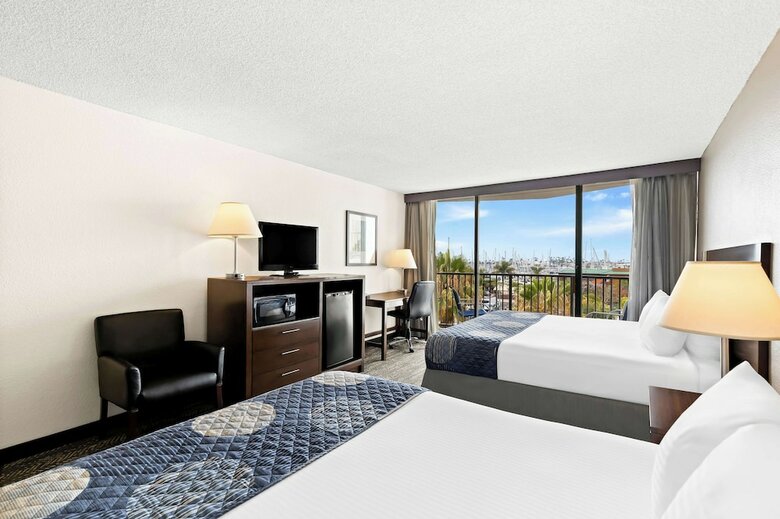 Best Western-yacht Harbor Hotel
