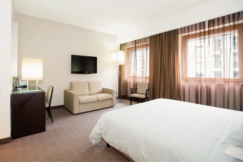 Link Hotel