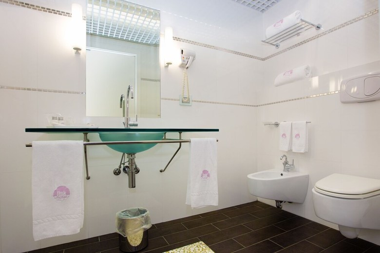Link Hotel