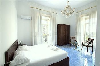 Bed & Breakfast Domus Sorrento