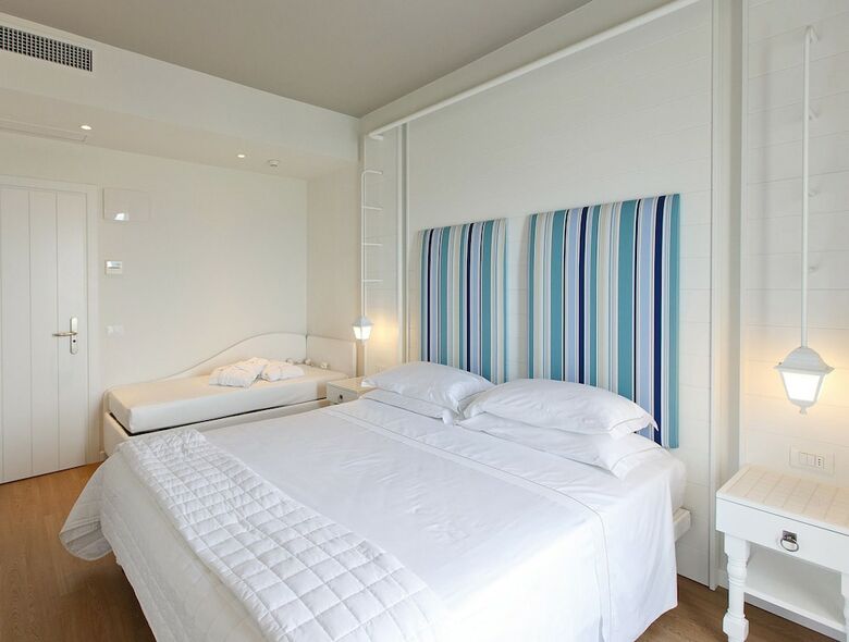 Luxor Beach Boutique Hotel Cattolica
