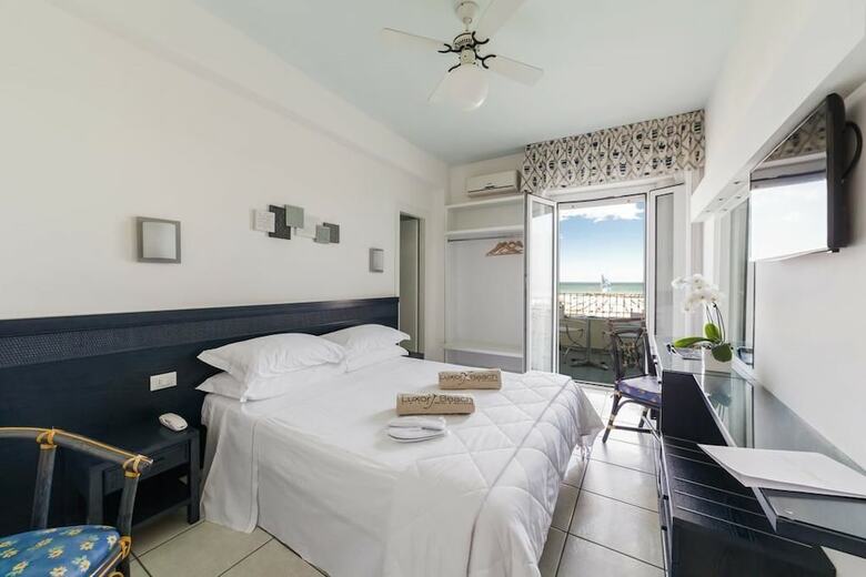 Luxor Beach Boutique Hotel Cattolica