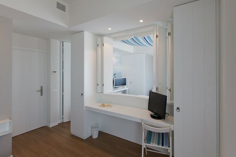 Luxor Beach Boutique Hotel Cattolica