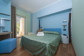 Hotel Eden