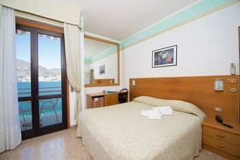 Hotel Eden